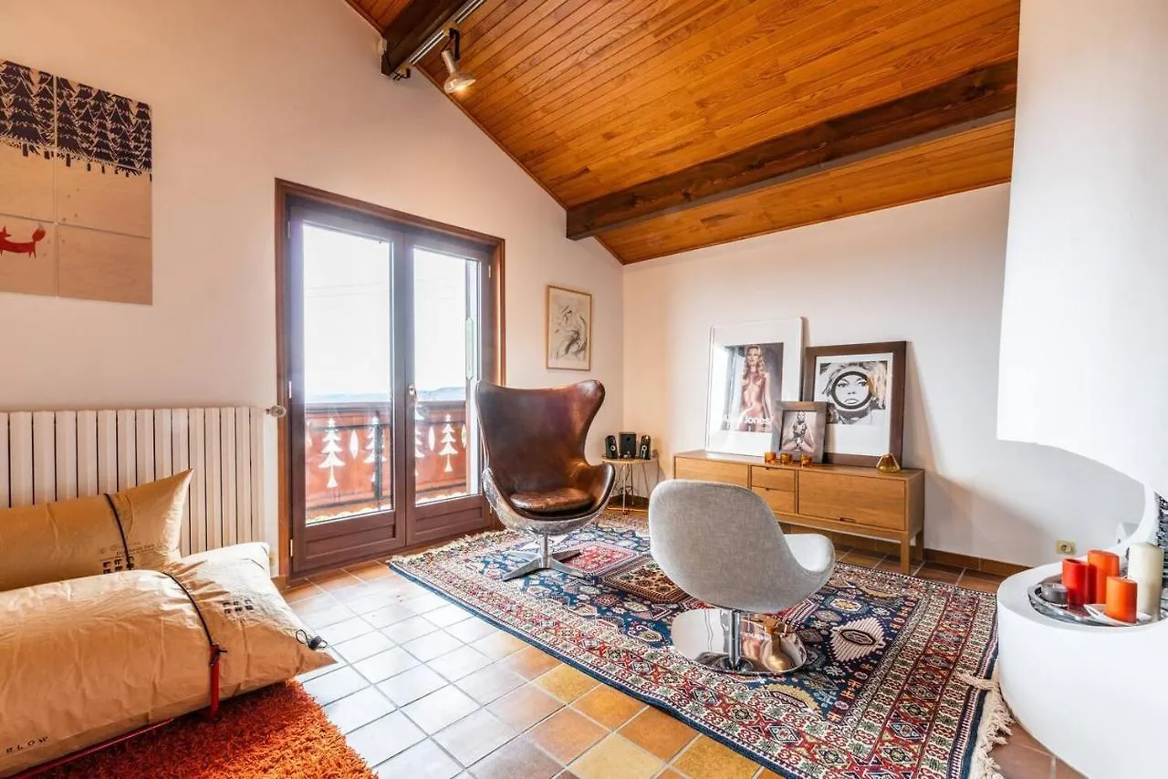 Onlymyflats - Into The Woods Apartment Lugrin